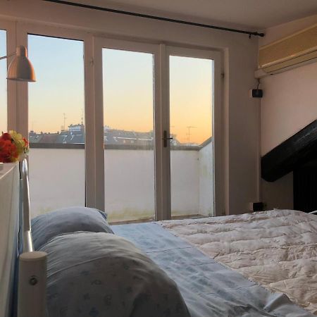Charming 1-Bed Apartment In Milano Экстерьер фото