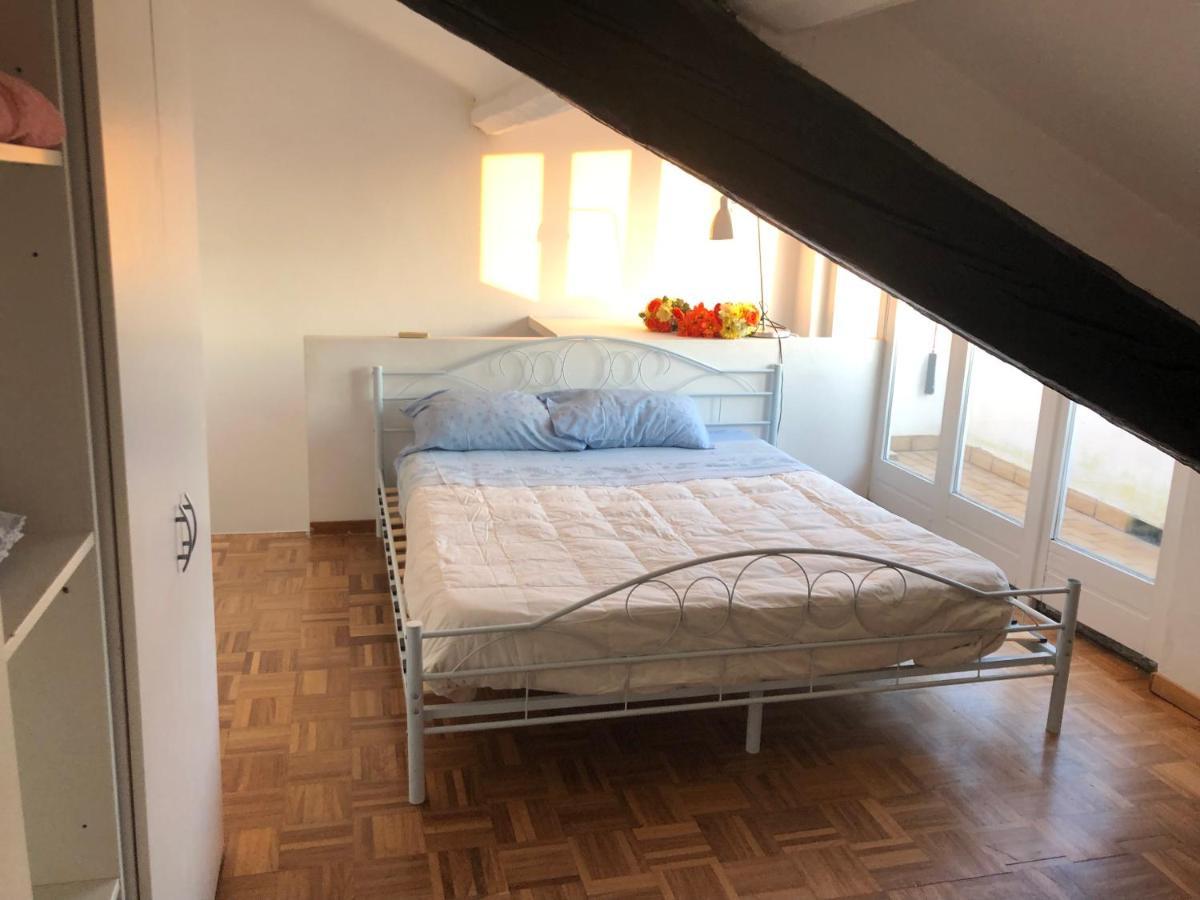 Charming 1-Bed Apartment In Milano Экстерьер фото