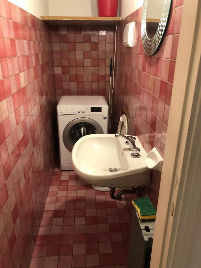 Charming 1-Bed Apartment In Milano Экстерьер фото